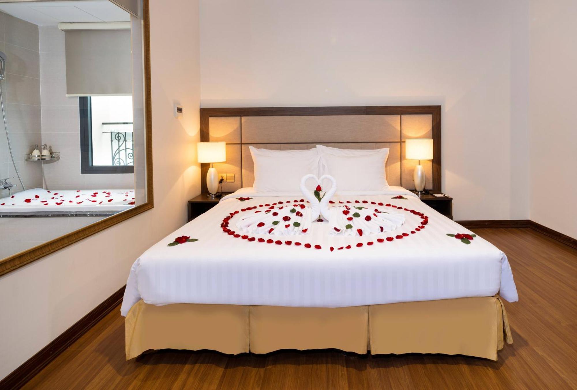 נה טראנג Daphovina Hotel מראה חיצוני תמונה