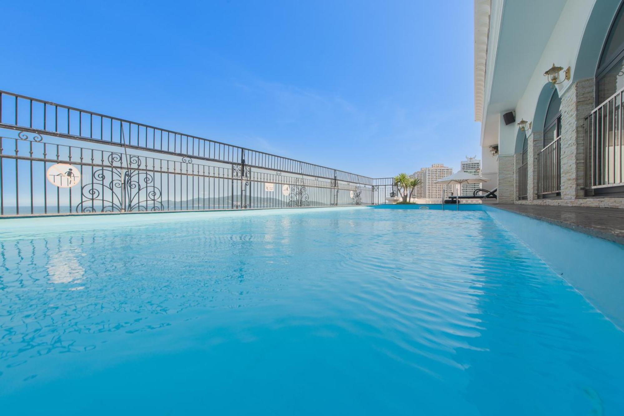 נה טראנג Daphovina Hotel מראה חיצוני תמונה