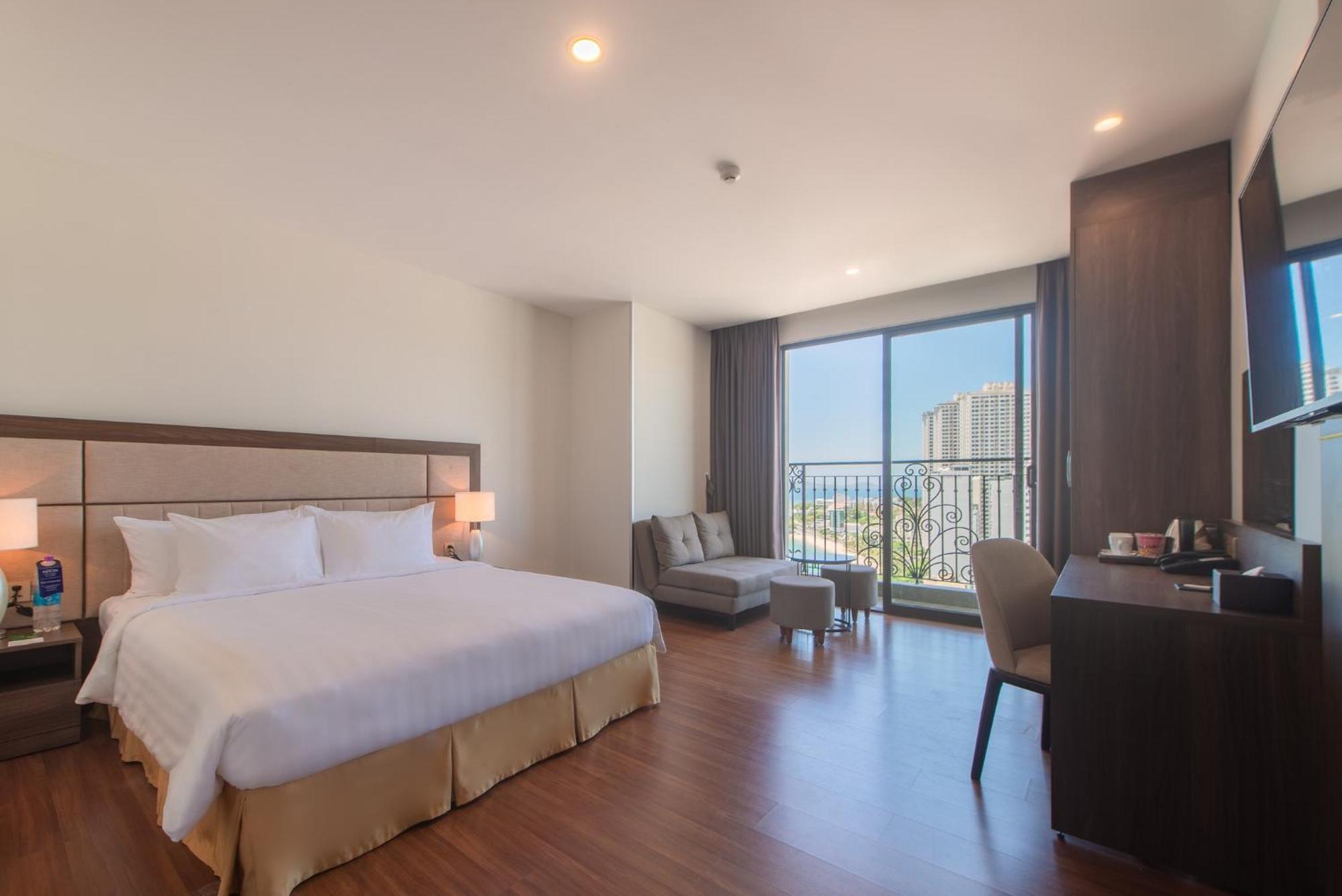 נה טראנג Daphovina Hotel מראה חיצוני תמונה